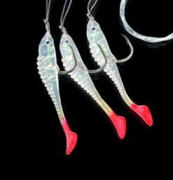 DEGA - 3er Gummifisch-Vorfach Mit Reflexfolie -Fladens Angelzubehor Geschaft 7721006 01 1280x1280